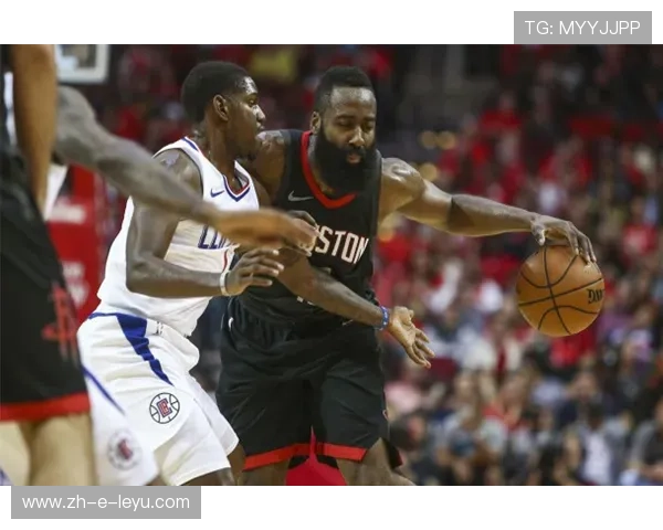 哈登宣布离开快船，火箭迎来全新转会动态，火箭官宣哈登